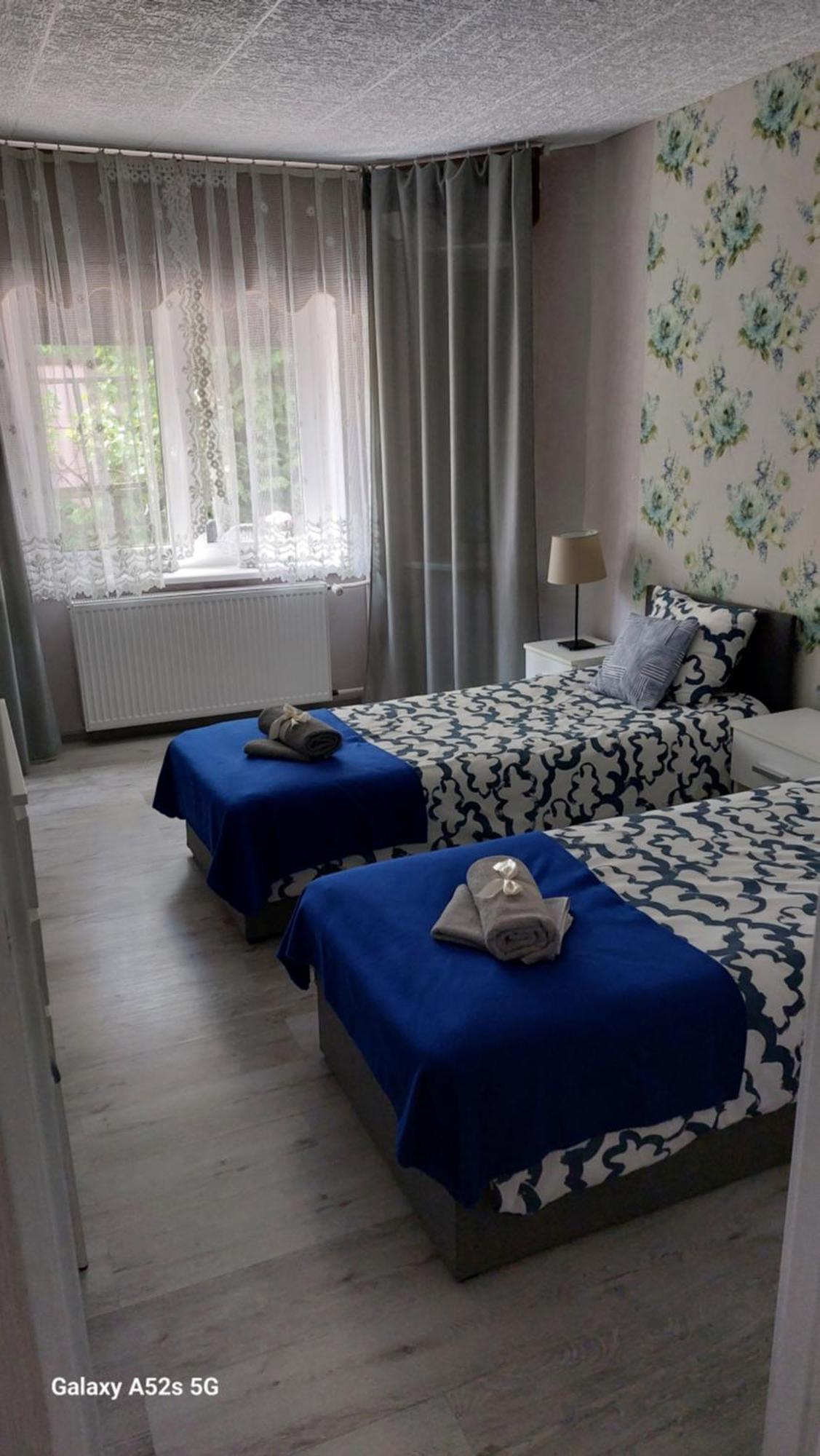 チェホチネクApartament 42Cアパートメント 部屋 写真